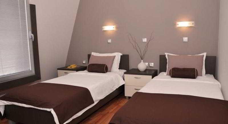 Hotel Porta Скопие Екстериор снимка