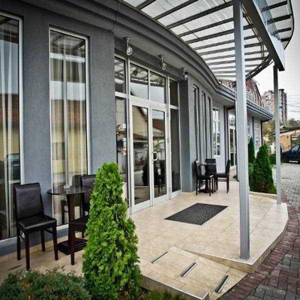 Hotel Porta Скопие Екстериор снимка